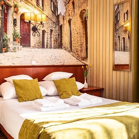 Hotell Wenecki 3*